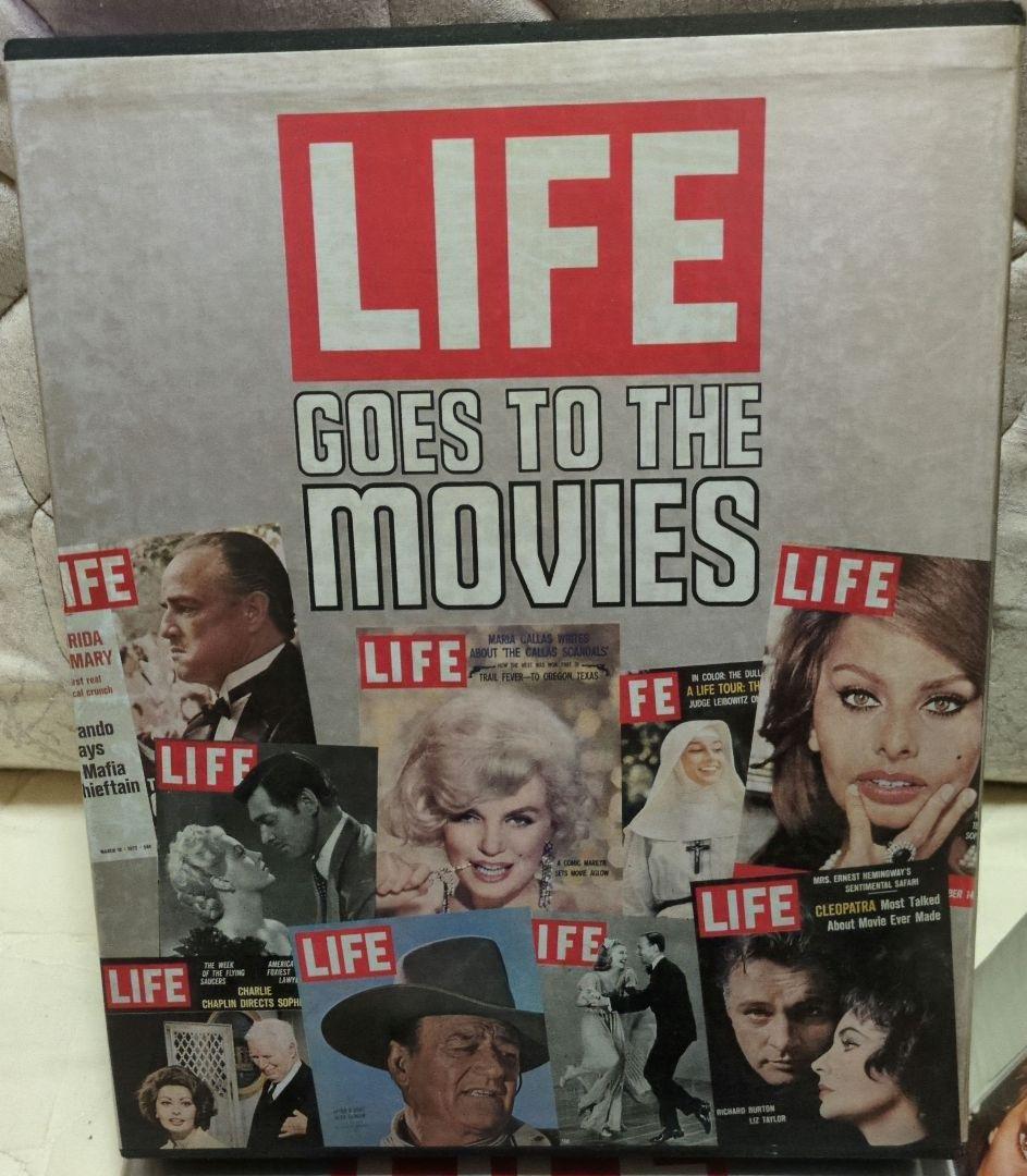 ★激レア　美品　海外本　LIFE LIFE GOES TO THE MOVIES