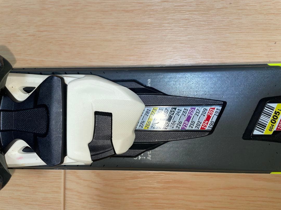 Völkl Racetiger スキー 板