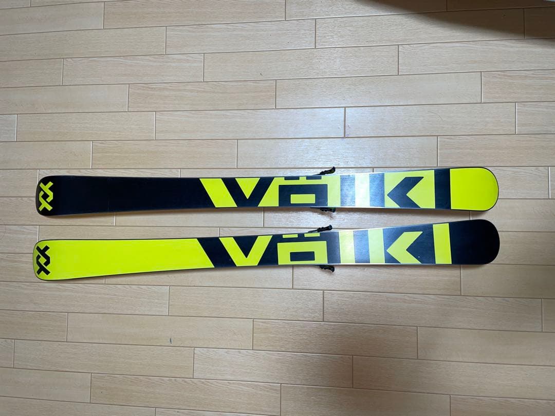 Völkl Racetiger スキー 板