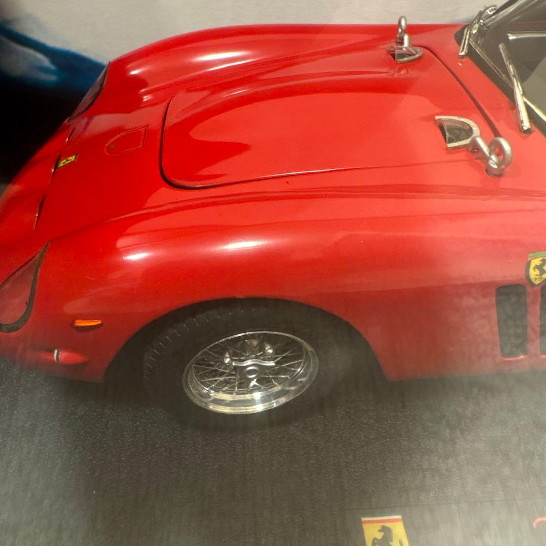 Ferrari 250 GTO 1/18 スケール ELITE