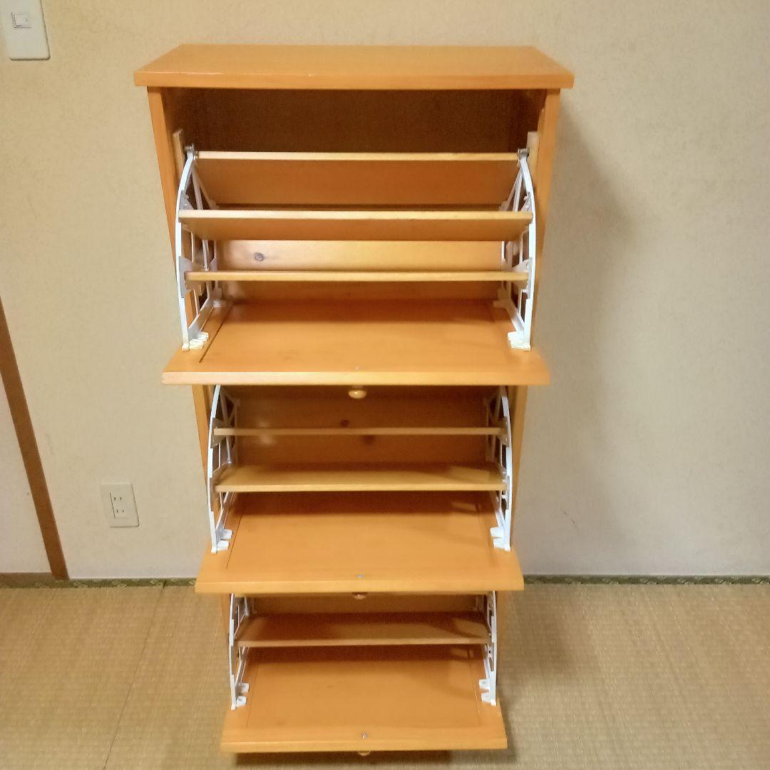 ラタン調ルーバー扉付き 3段薄型シューズラック/靴箱