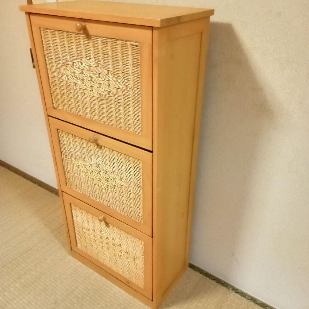 ラタン調ルーバー扉付き 3段薄型シューズラック/靴箱