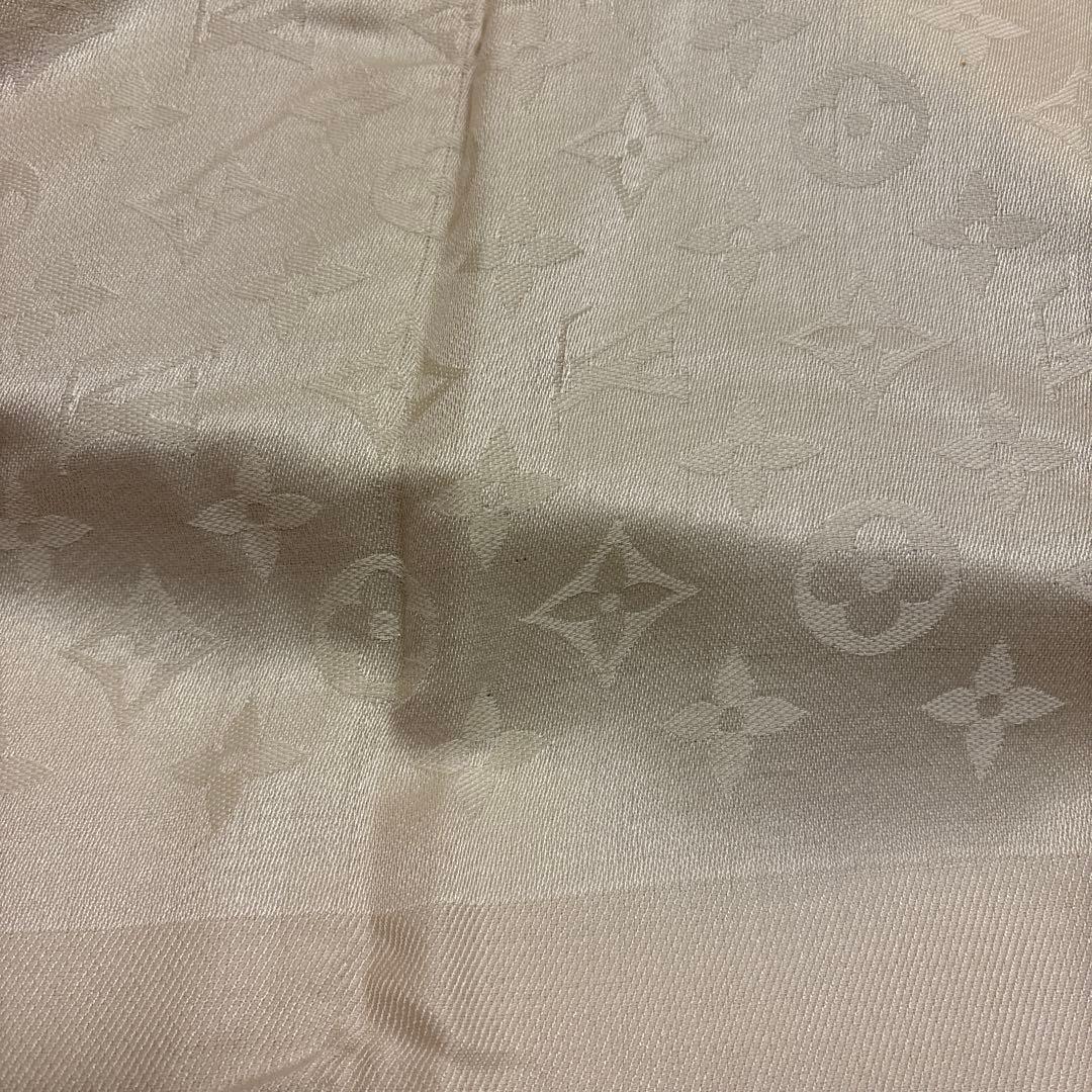 ルイ・ヴィトンストールホワイト❤️