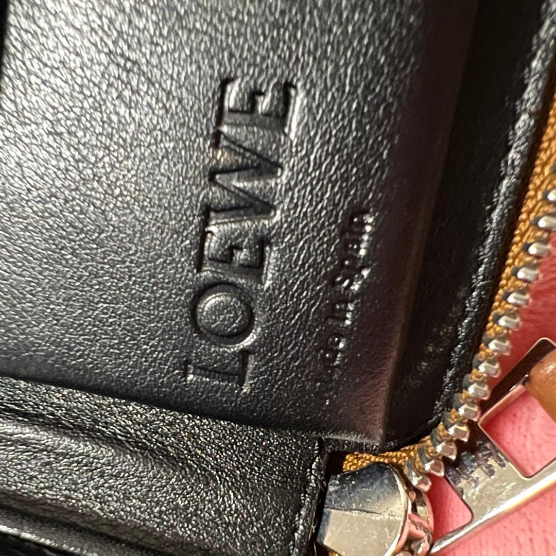 LOEWE ファスナー財布