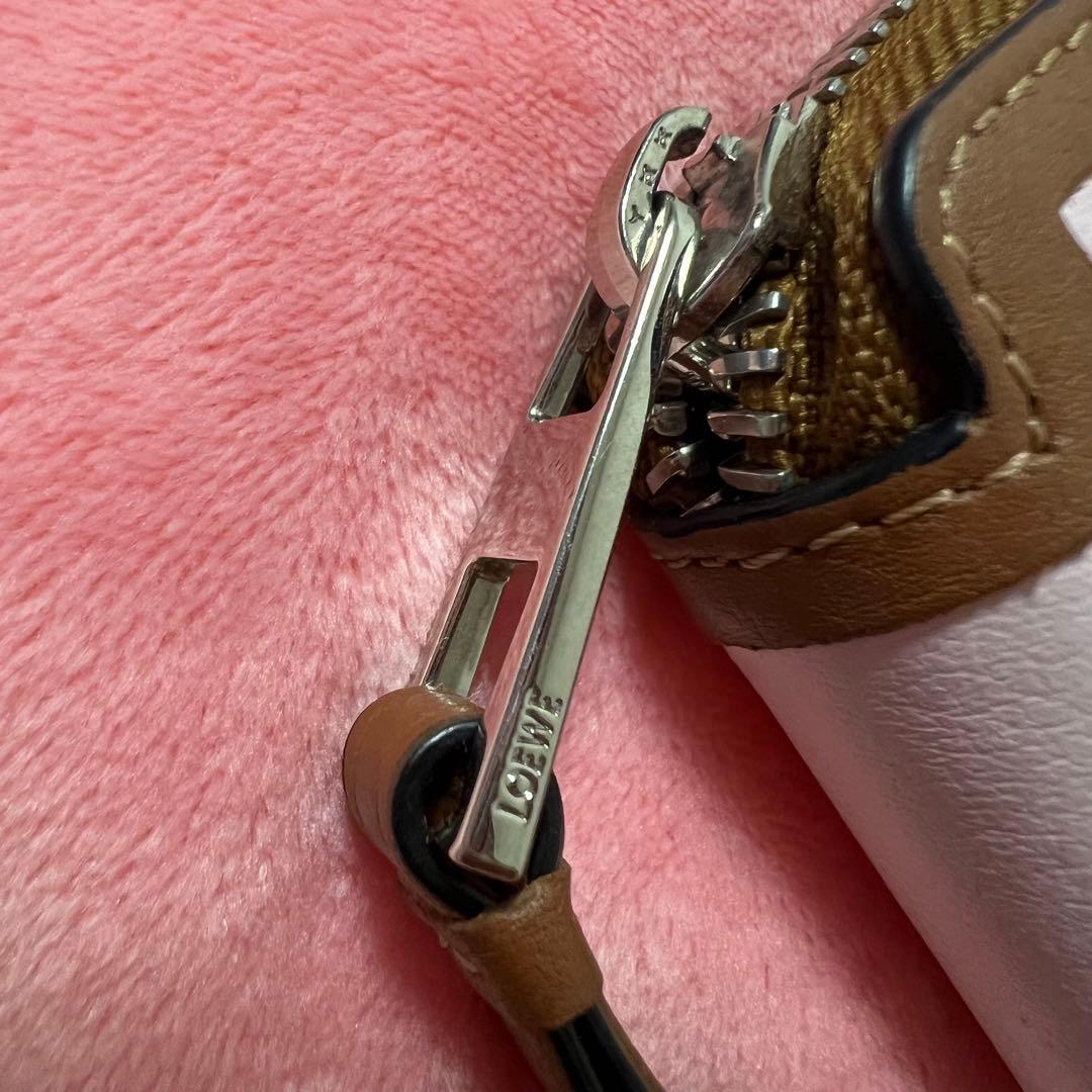 LOEWE ファスナー財布