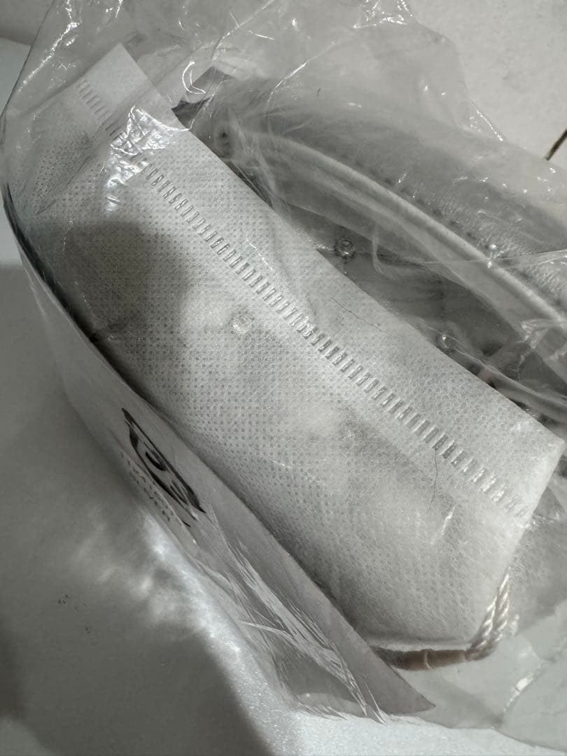 【新品、未使用、未開封❣️】❤️Ｄａｒｉｃｈ❤️キルティングビジュースクエアミニバッグ