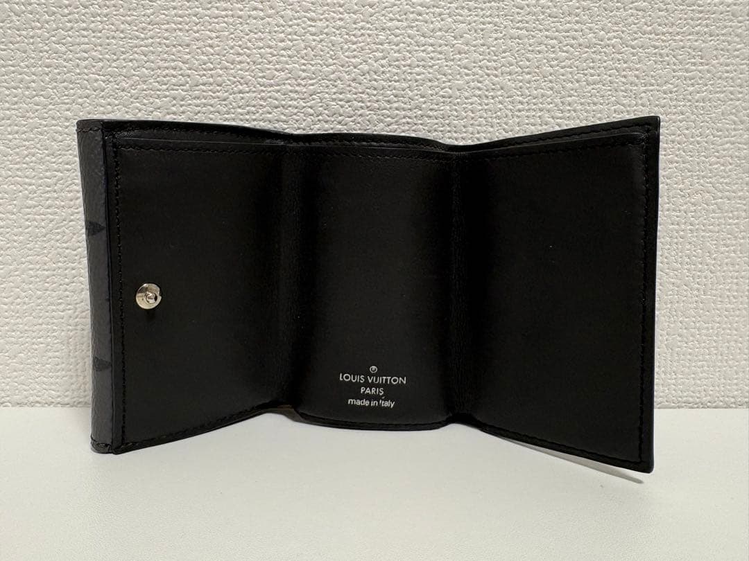 ルイヴィトン ディスカバリーコンパクトウォレット エクリプス