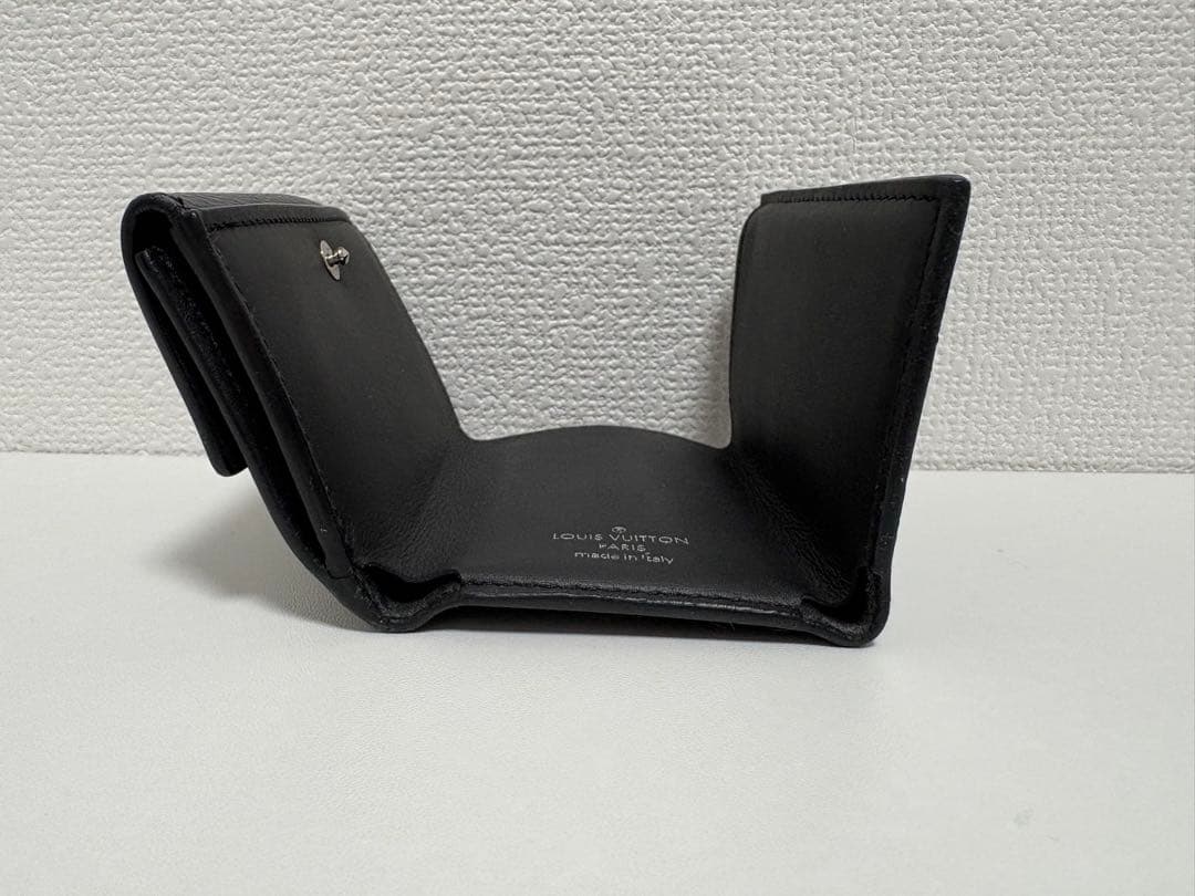 ルイヴィトン ディスカバリーコンパクトウォレット エクリプス