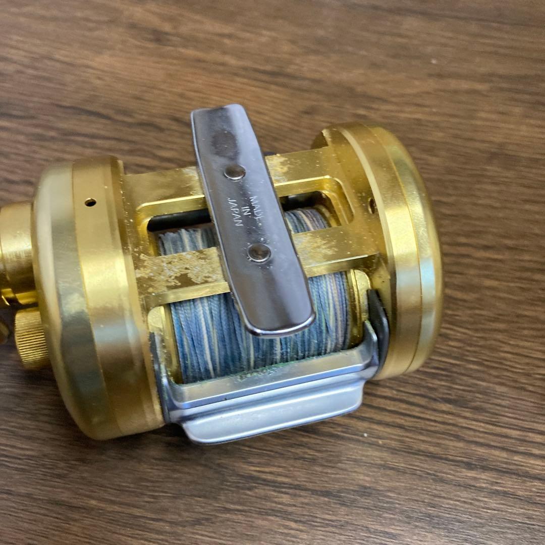 リール Daiwa 300SF