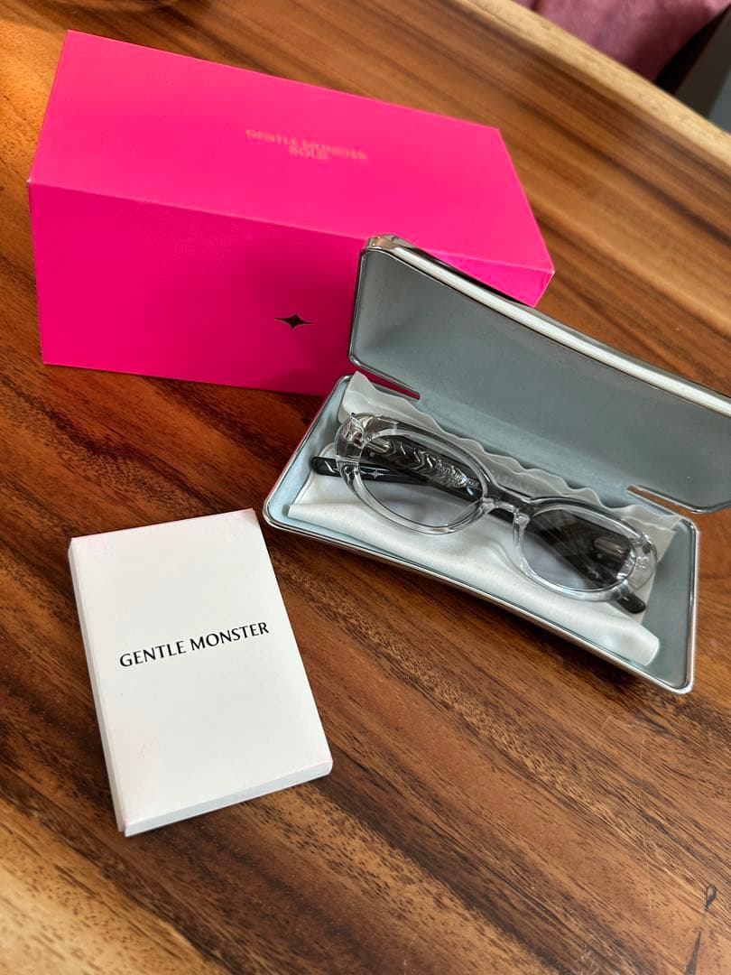 GENTLE MONSTER GOLD サングラス