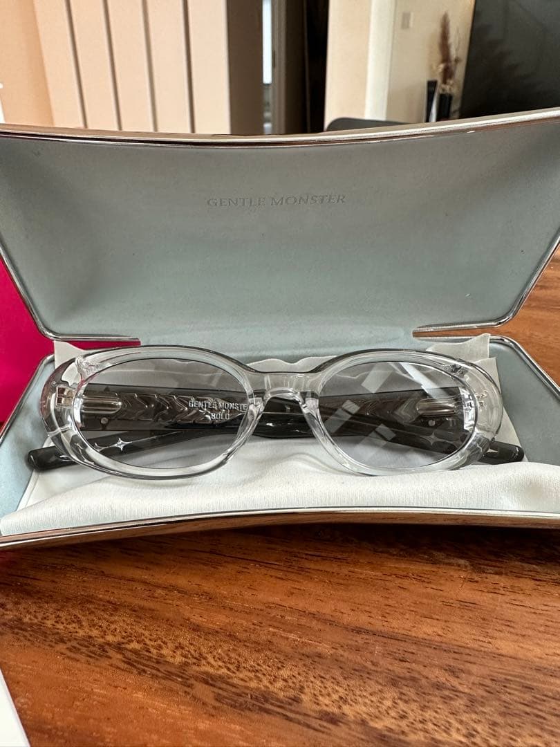 GENTLE MONSTER GOLD サングラス