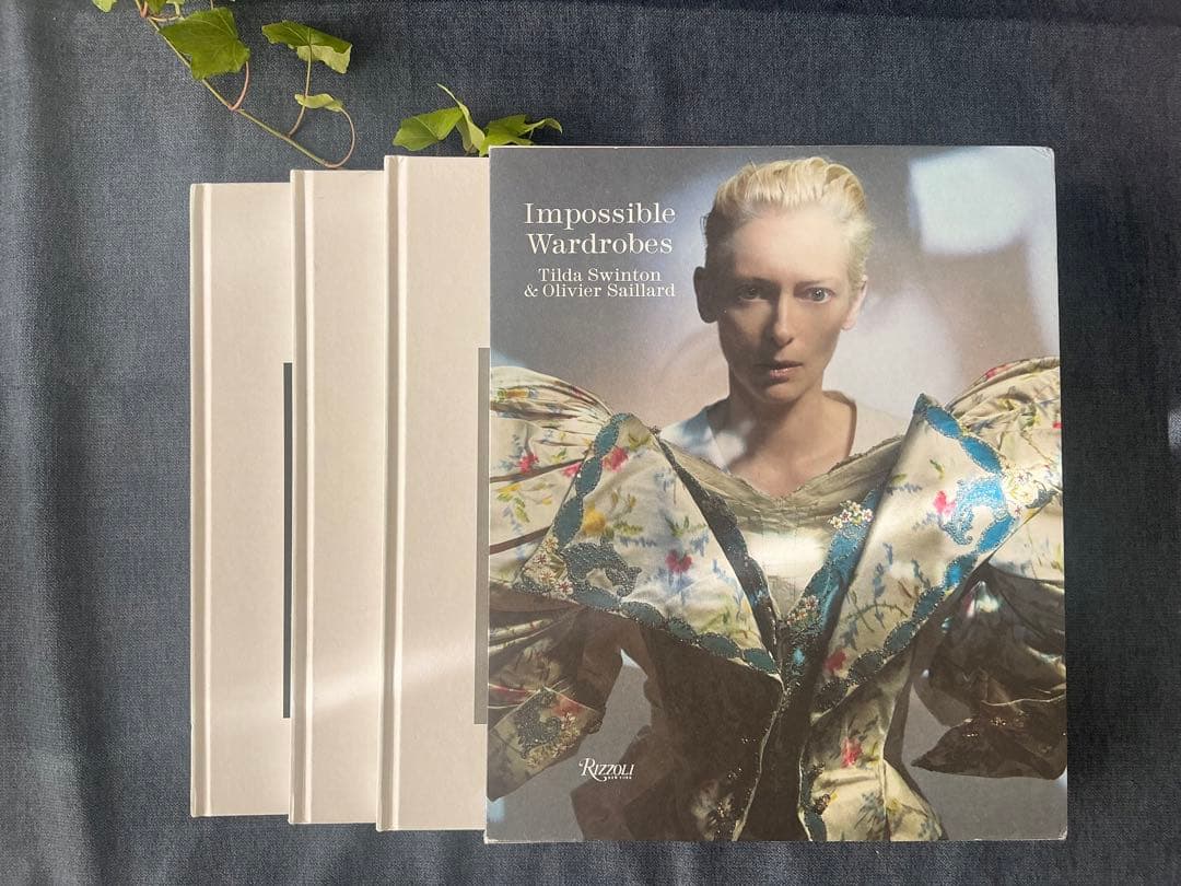 洋書　Impossible Wardrobes Tilda Swinton