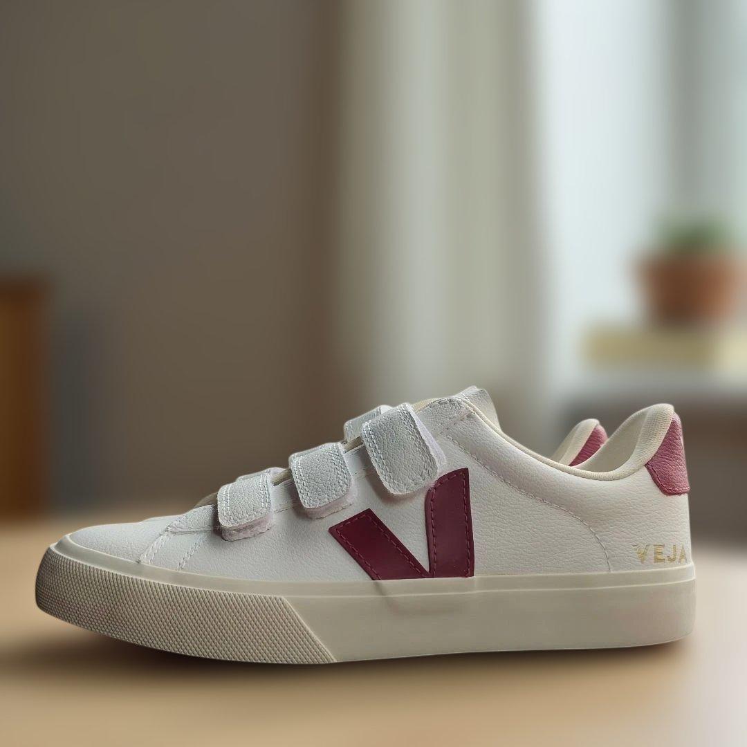 【新品未使用】VEJA / ”RECIFE” ベロクロ レザー Eur39