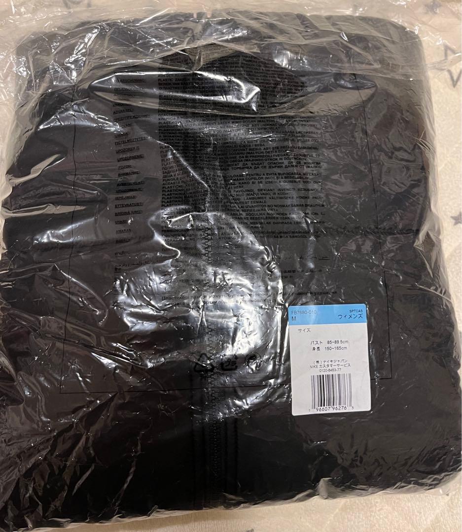 NIKE ウィメンズ　therma-fit ベスト　ブラック 新品未使用　M