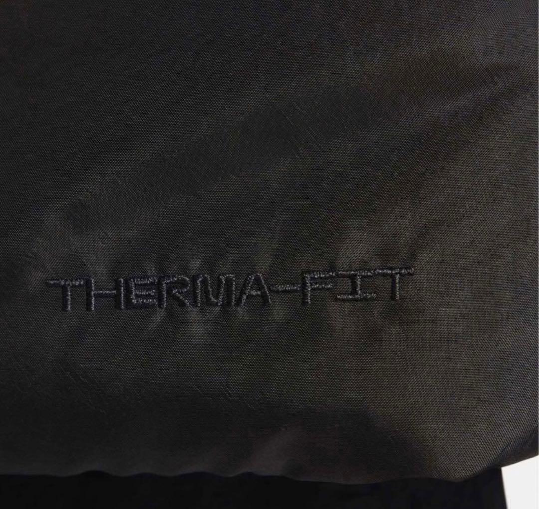 NIKE ウィメンズ　therma-fit ベスト　ブラック 新品未使用　M
