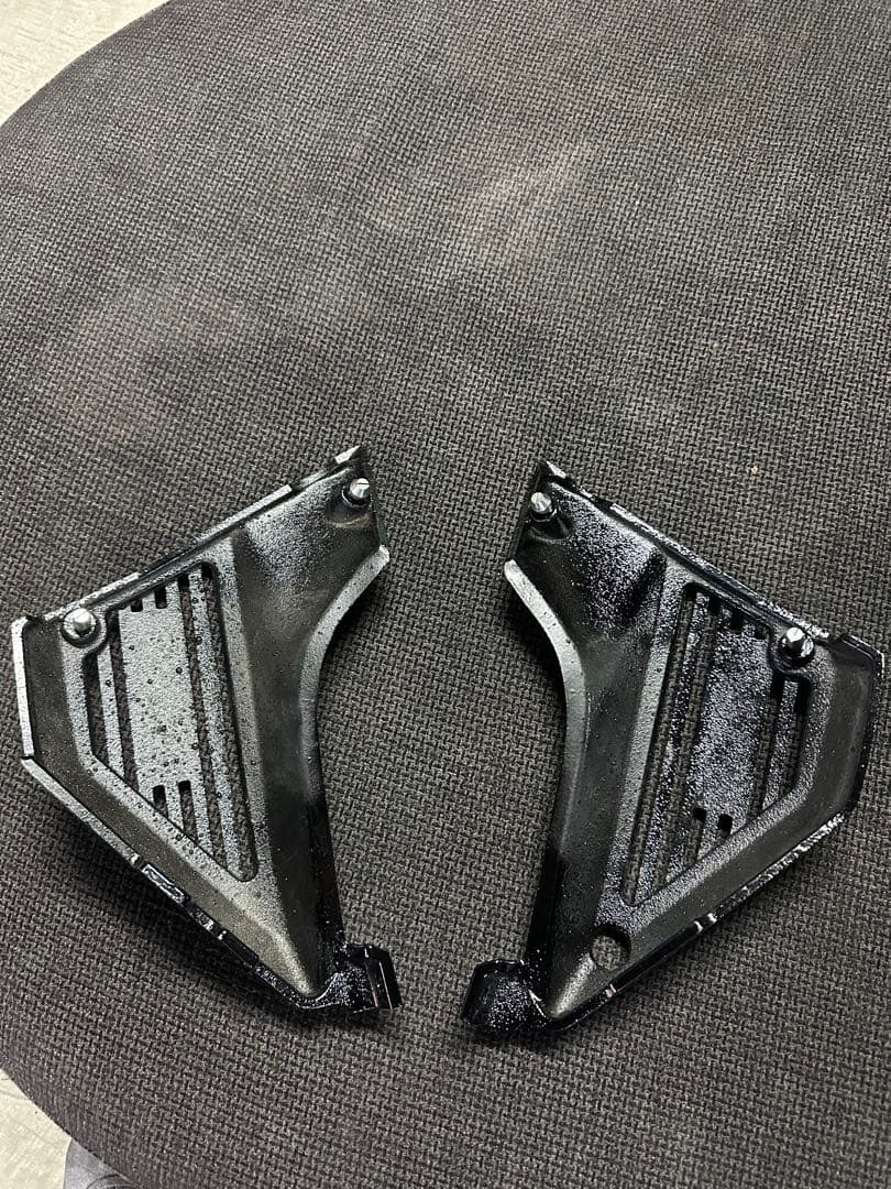 希少！　zrx400サイドカバー　アルフィン最終値下げ！