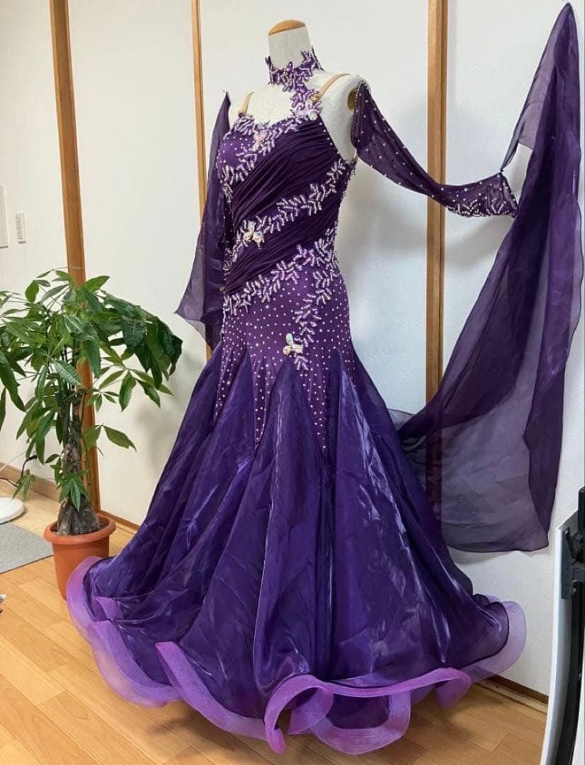 社交ダンスドレス　ダンスドレス　M 紫色　競技会　デモ　超豪華　レッスンウェア