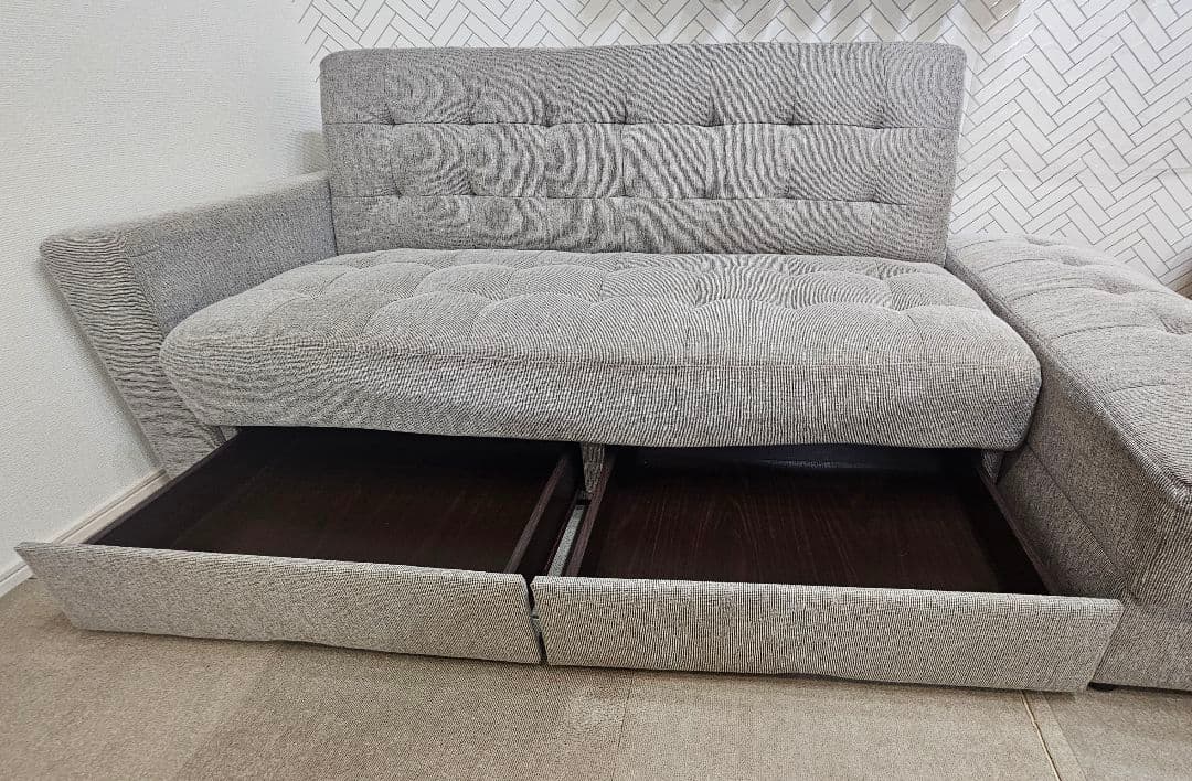 たっぷり収納付きソファーベッド(２～3人がけ、中古品)