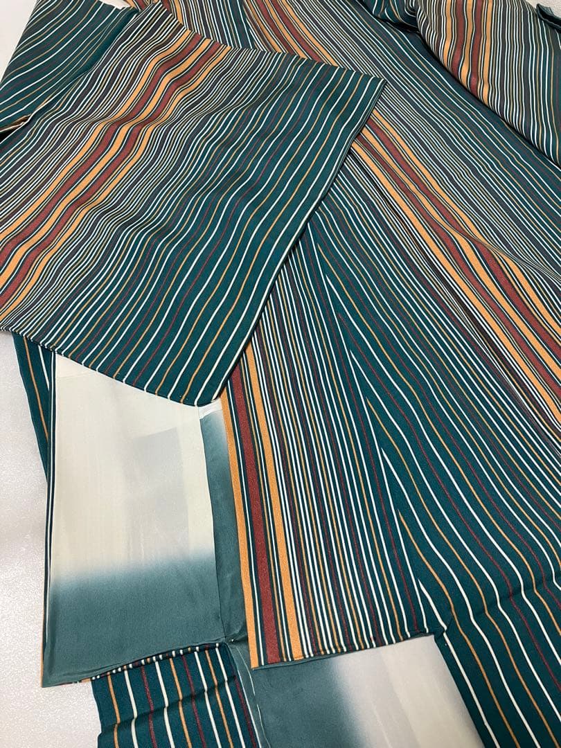 着物正絹 縞小紋 袷 縦縞 モダン 未使用保管しつけ糸付き