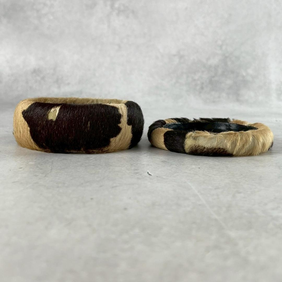 希少　ボッテガヴェネタ　ヘアカーフ　レザー　バングル　ファー　２個セット 細太