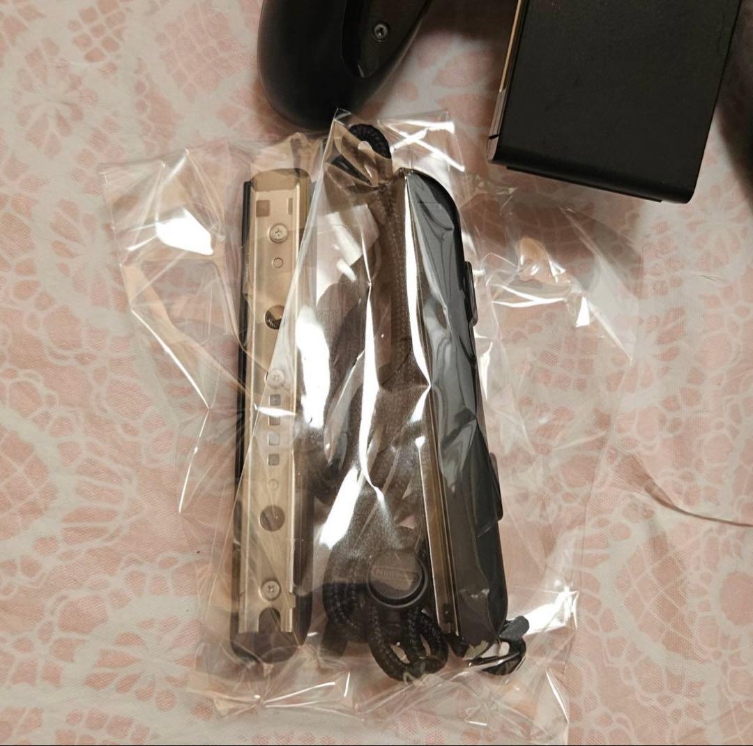 美品 完品 Nintendo Switch 本体 グレー Joy-Con