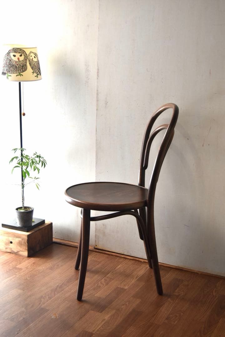 TON Bentwood chair ①