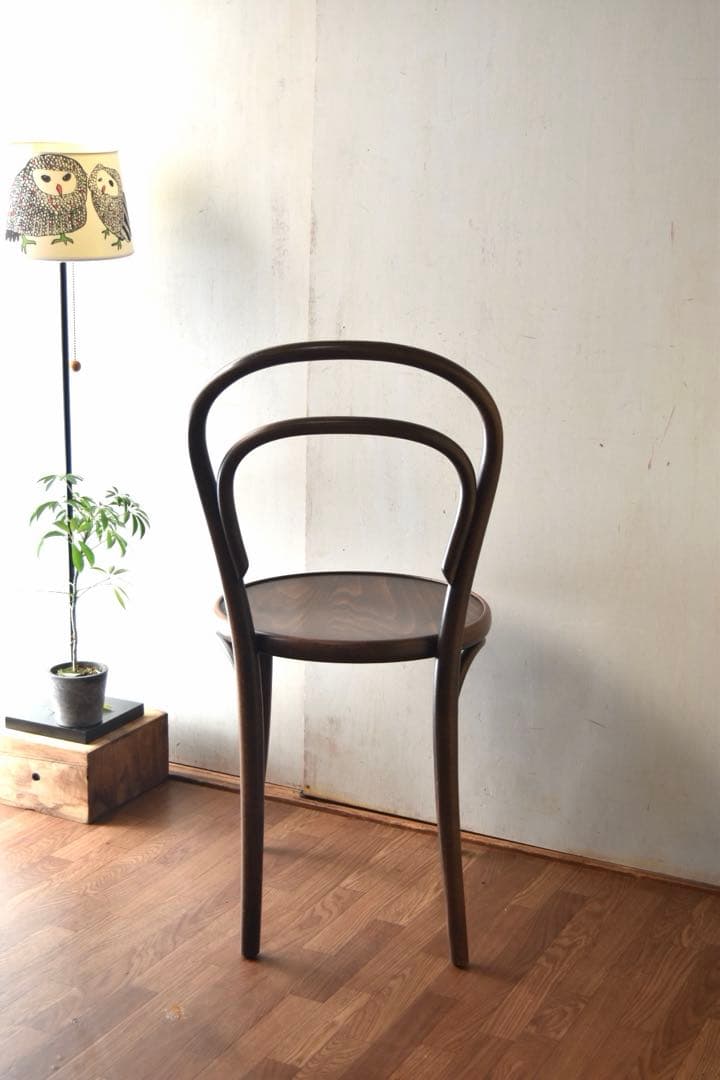 TON Bentwood chair ①