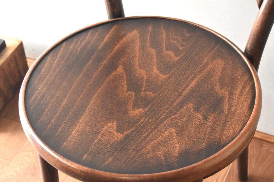 TON Bentwood chair ①