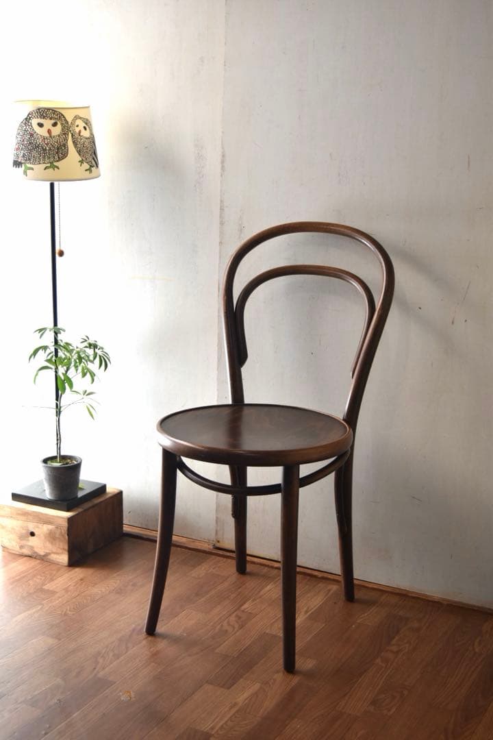 TON Bentwood chair ①