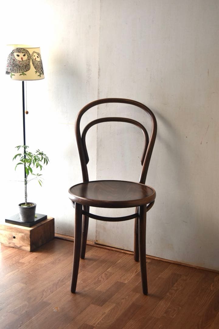 TON Bentwood chair ①