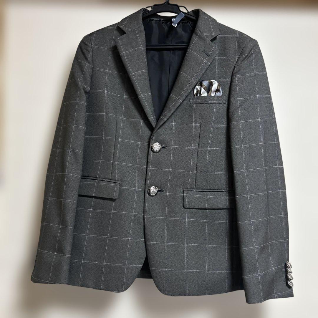 【nya☀︎美品】ワンダーファクトリー　150cmスーツ