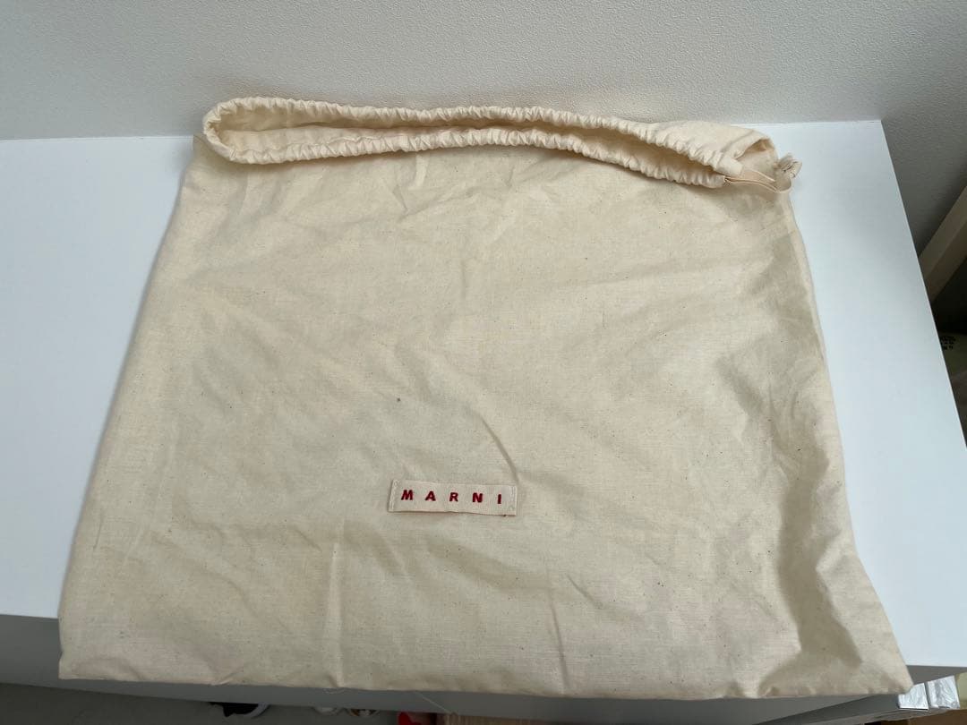 未使用に近い　MARNI マルニ　TROPICALIA BAG SMALL