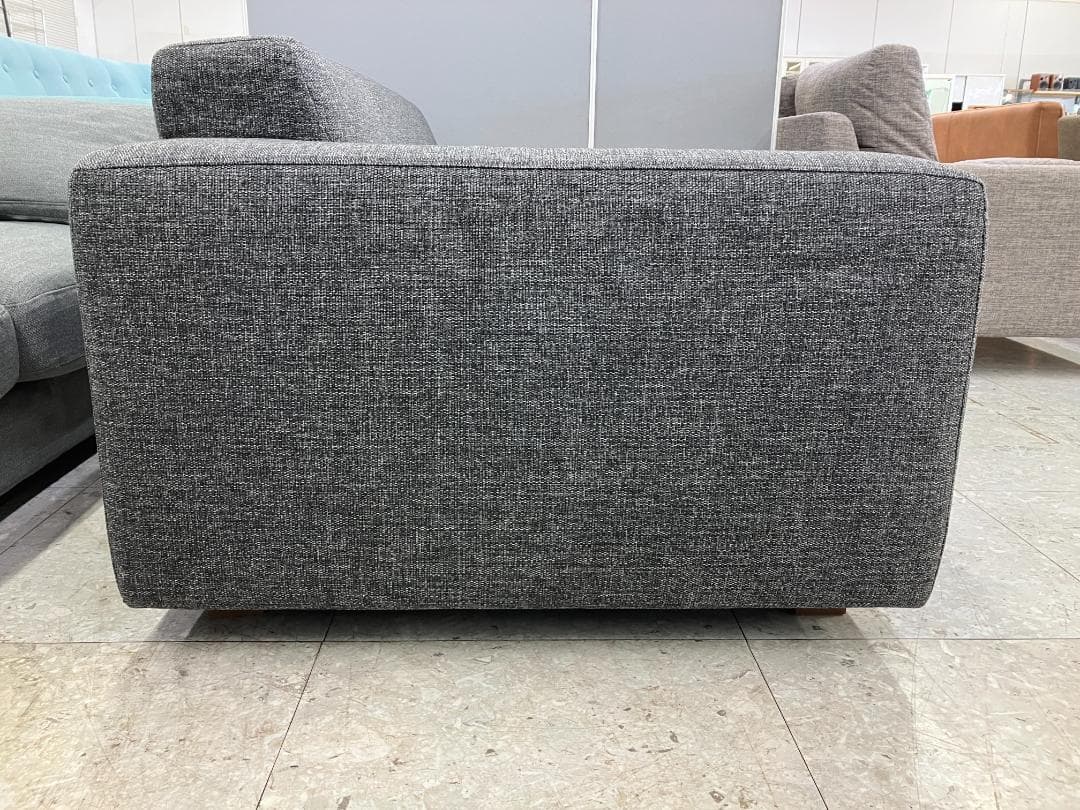 NOYES 2人掛けソファ 片側アーム オットマン付き グレー