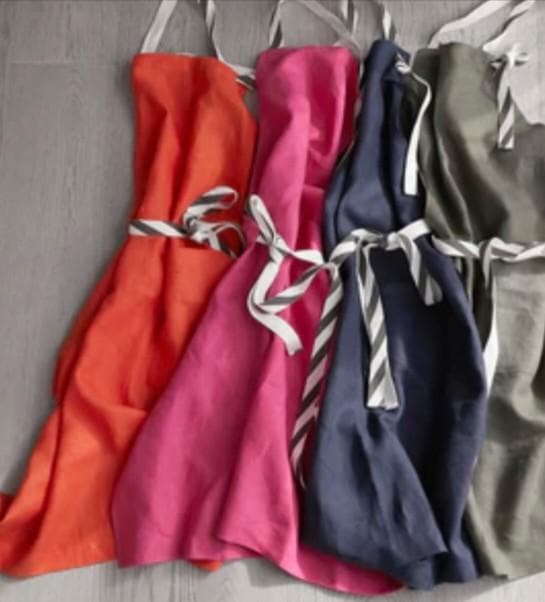 【新品未開封】滝沢眞規子さん タキマキ エプロンとキッチンクロス ネイビー