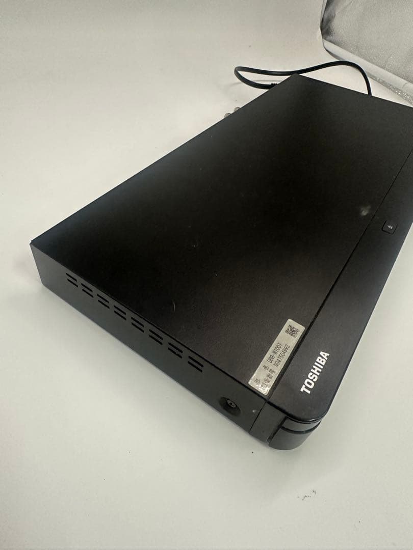 ⑧ TOSHIBA REGZA レグザブルーレイ DBR-W1007 2017年