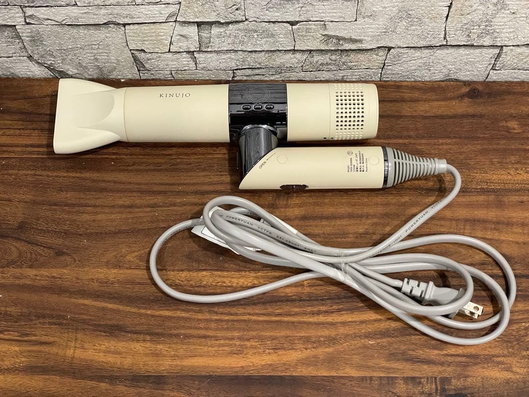 184 新型 絹女 KINUJO ドライヤー 動作確認済み
