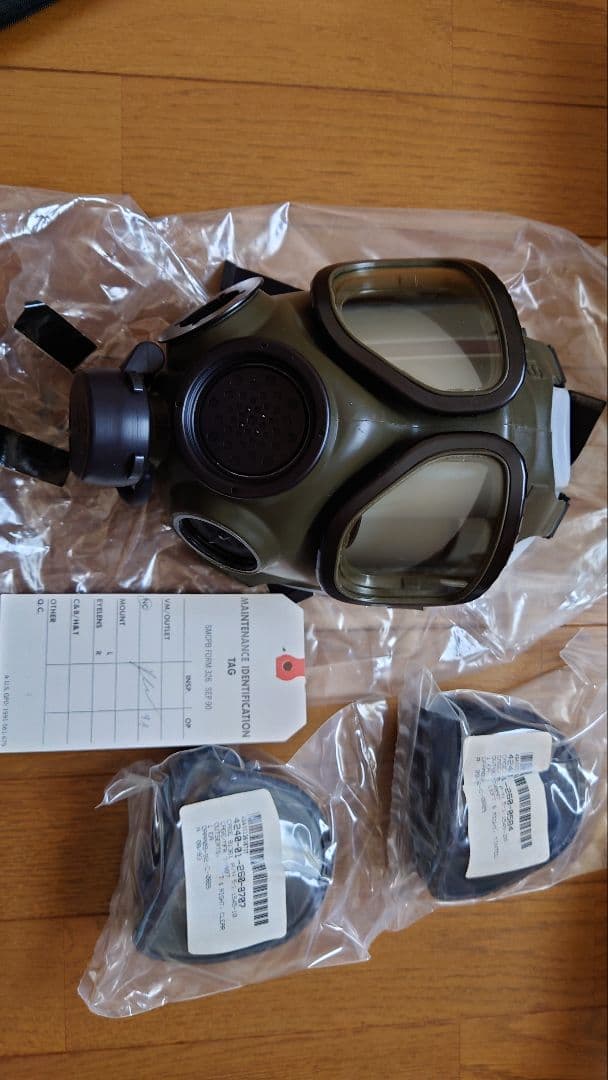 米軍M40ガスマスク 実物 未使用品 ダンボール箱入りセット