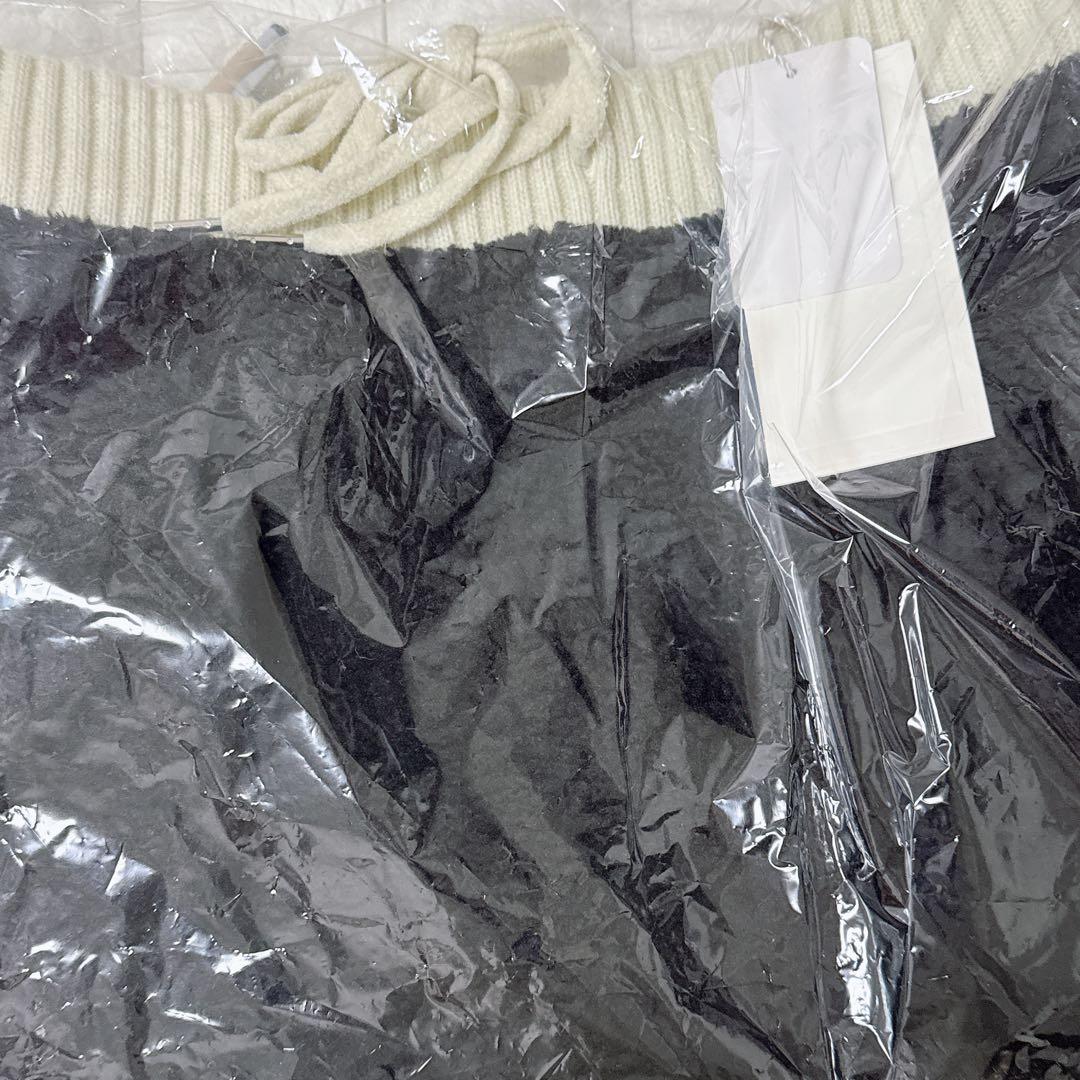 スカート Fluffy mini skirt