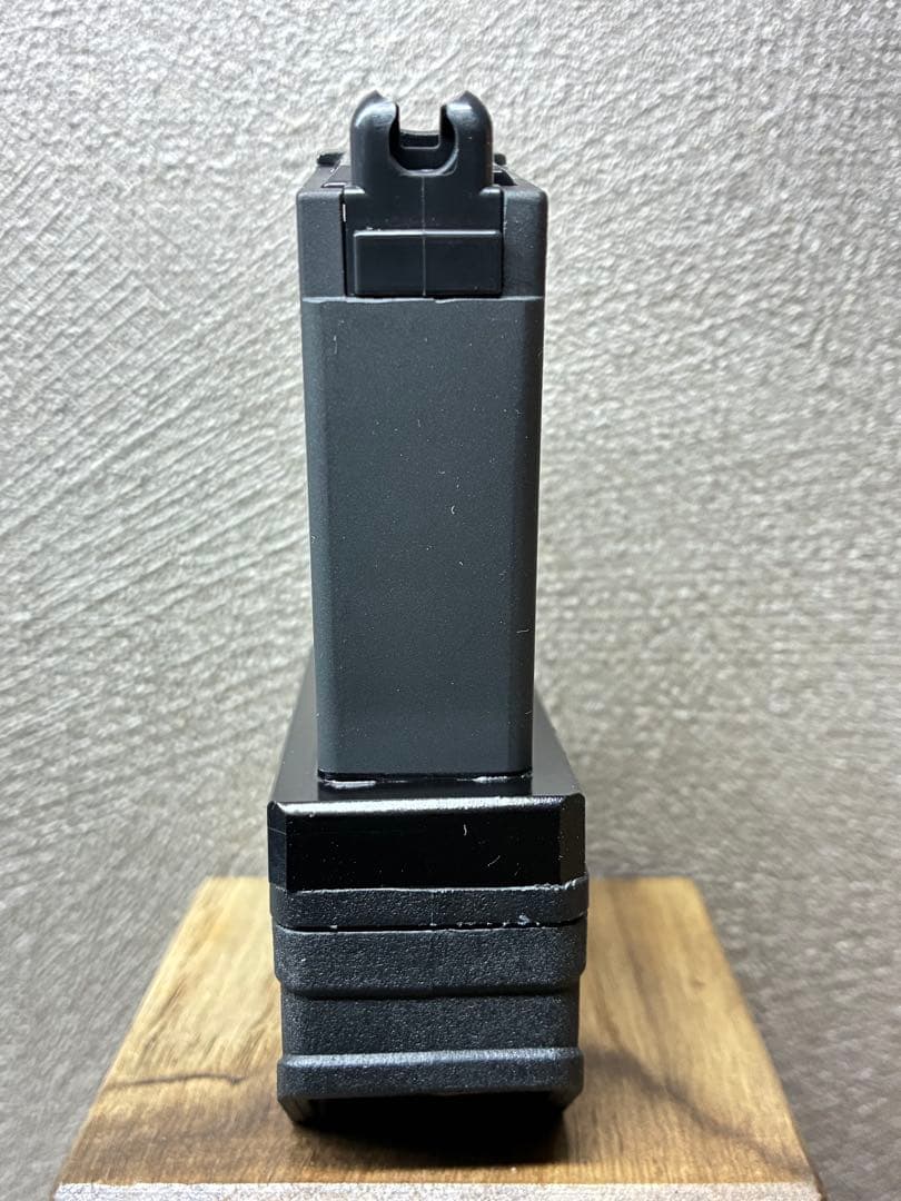 R7-44 東京マルイ GBB M4 マガジンアダプター 外部ソース仕様