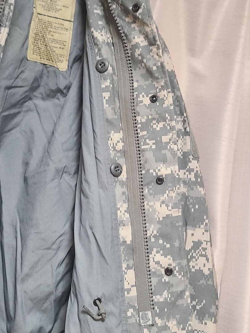【デッドストック】米軍実物 M-65フィールドジャケット UCPデジタルカモ