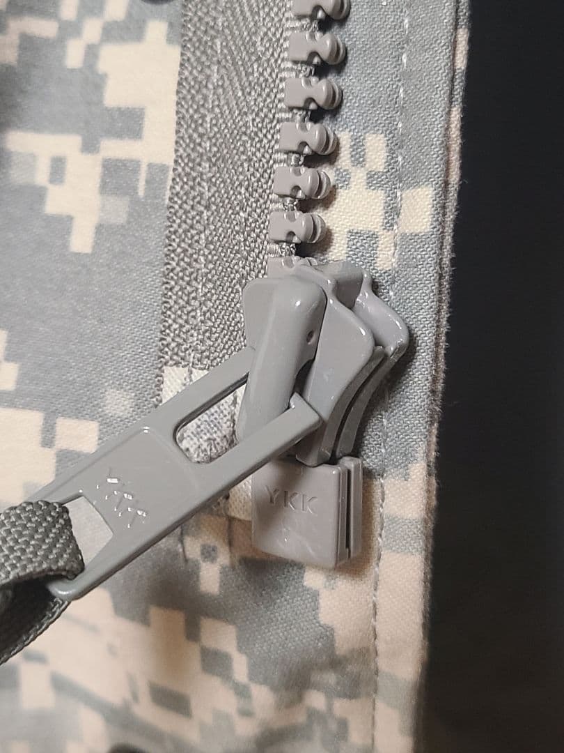 【デッドストック】米軍実物 M-65フィールドジャケット UCPデジタルカモ