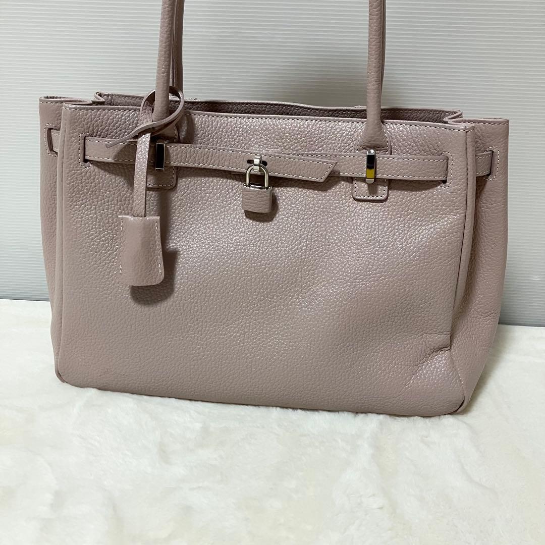 美品 傳濱野 ミーティア トート バッグ シボ革 ピンクベージュ 鍵 ビジネス