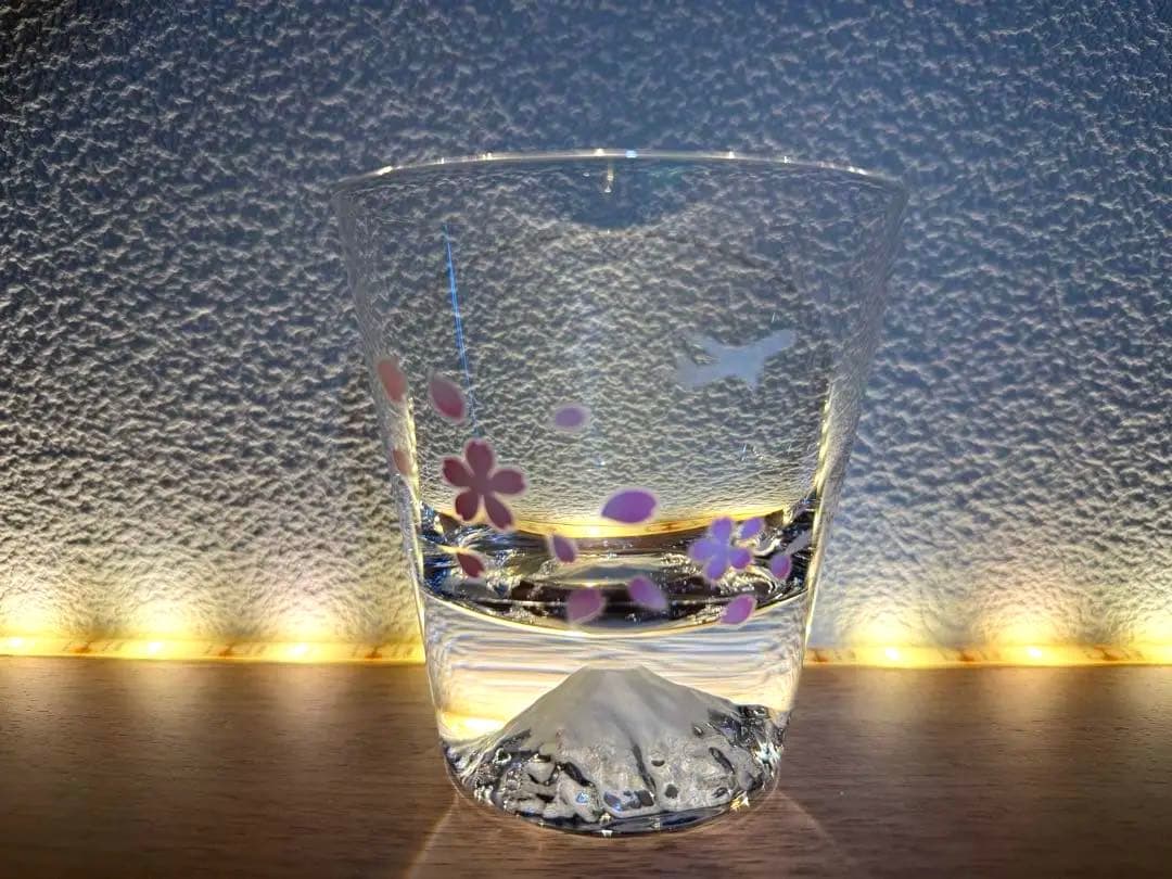 ANA機内販売限定　冷感桜舞富士山ロックグラス