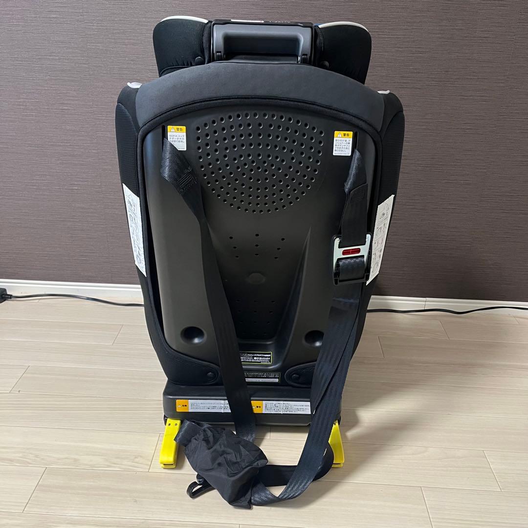 極美品　使用少　aprica formfit フォームフィット　isofix