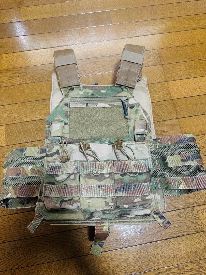 LBX Armatus 2 4020 プレートキャリア＋バックパネル