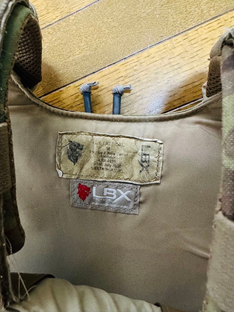 LBX Armatus 2 4020 プレートキャリア＋バックパネル