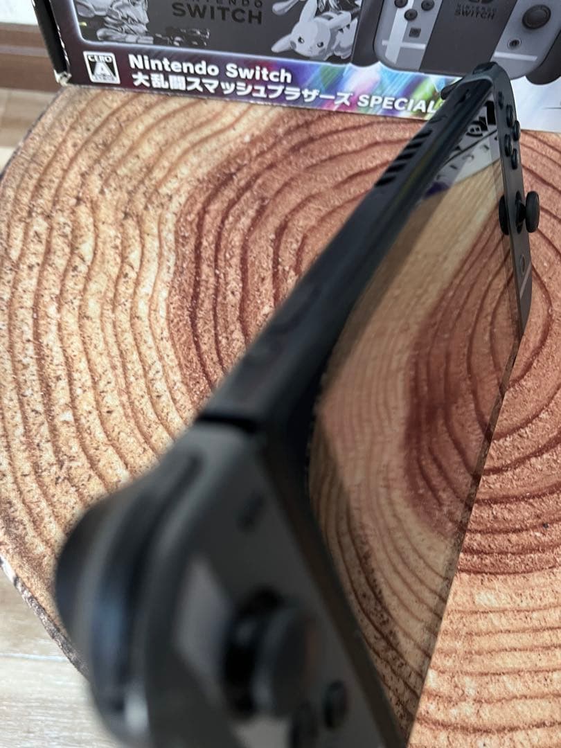 Nintendo Switch ニンテンドースイッチ本体　スマブラモデル