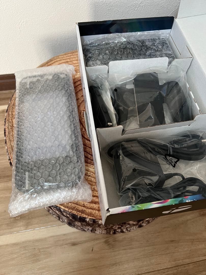 Nintendo Switch ニンテンドースイッチ本体　スマブラモデル