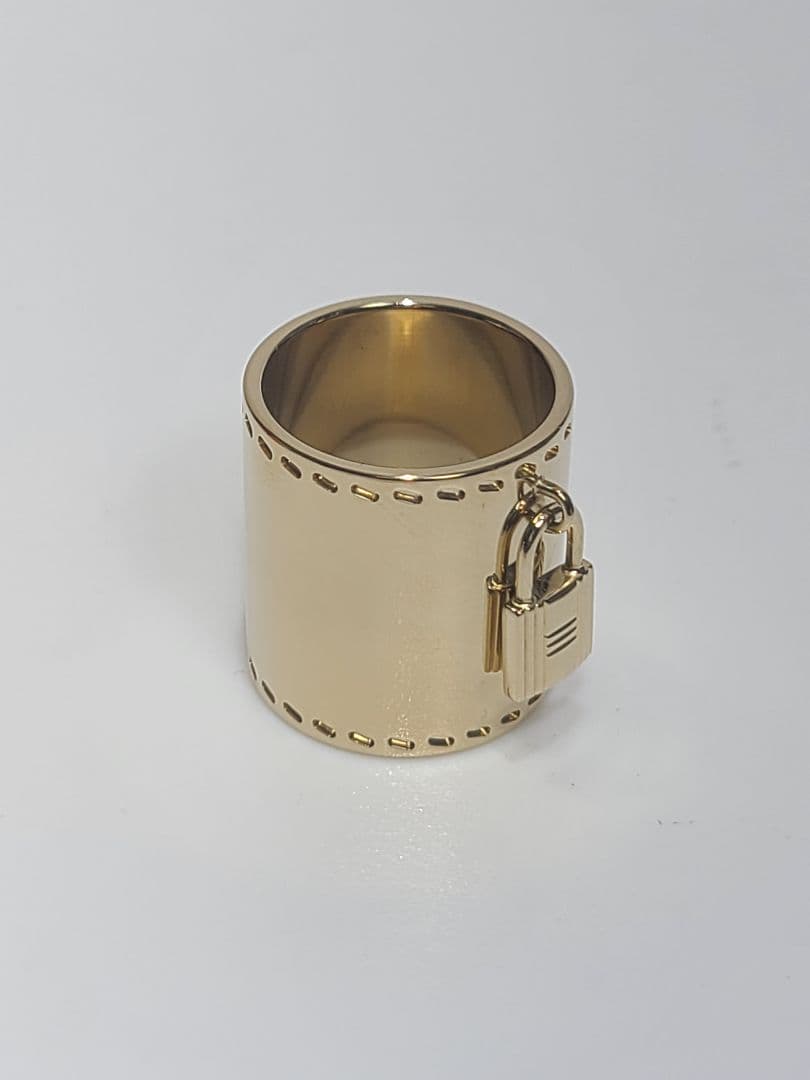 エルメス　カデナチャーム　スカーフリング　ゴールド