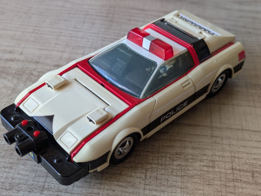 ポピー チェンジマシン スーパーパトカー ポピニカ 超合金 タカトク